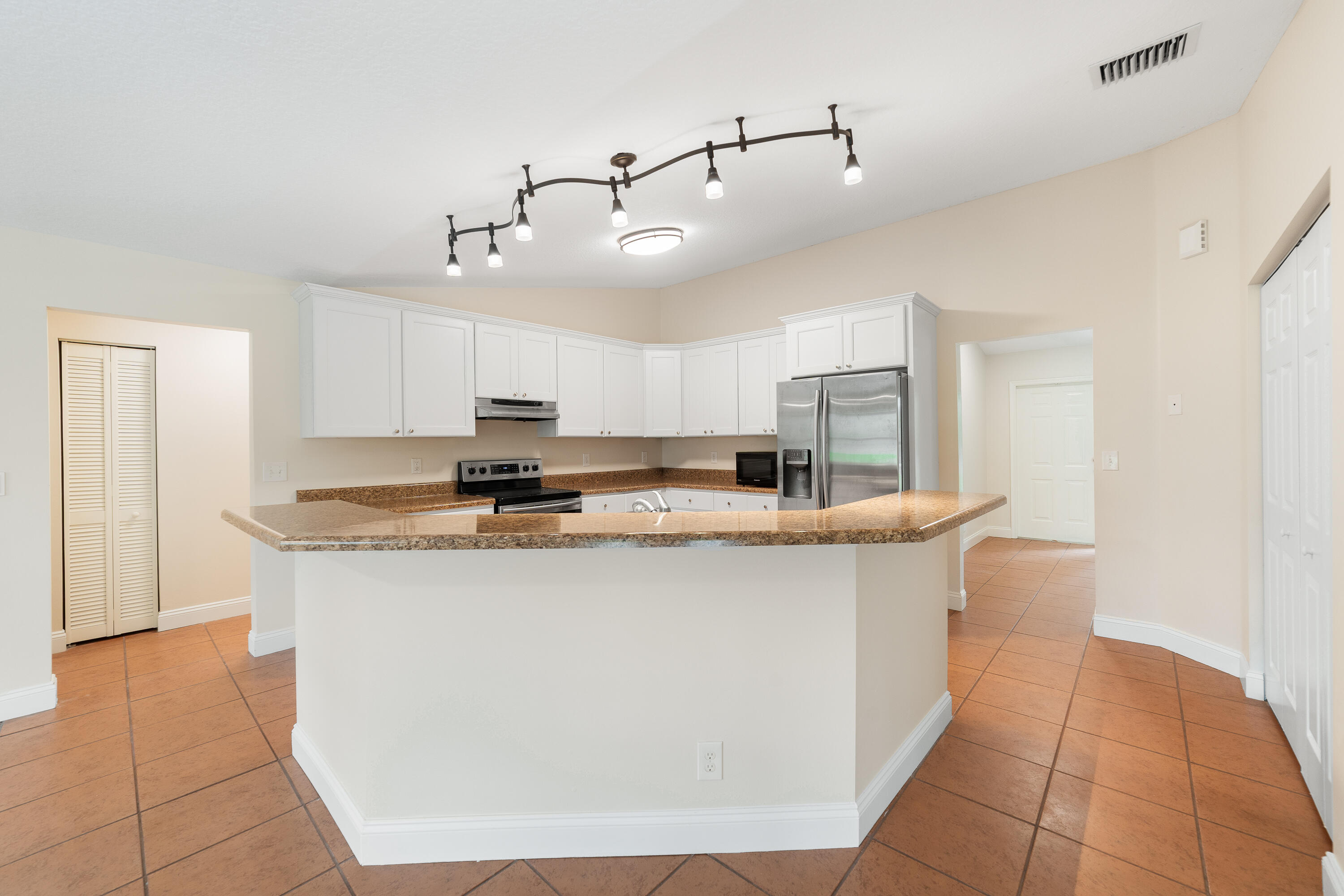 Acreage & Unrec - Residential