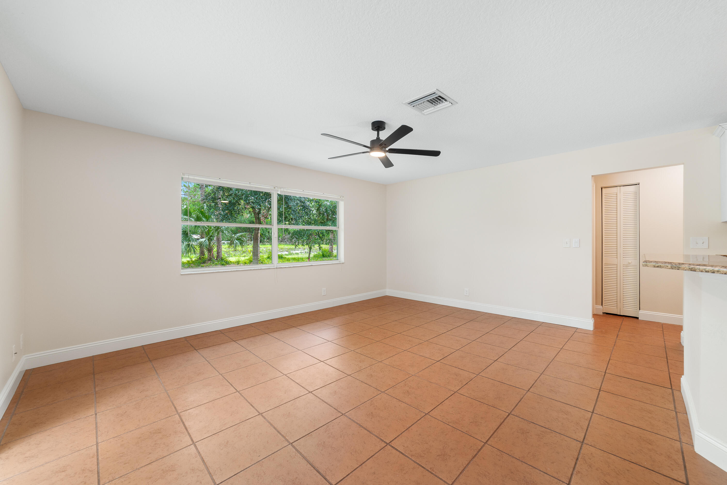 Acreage & Unrec - Residential