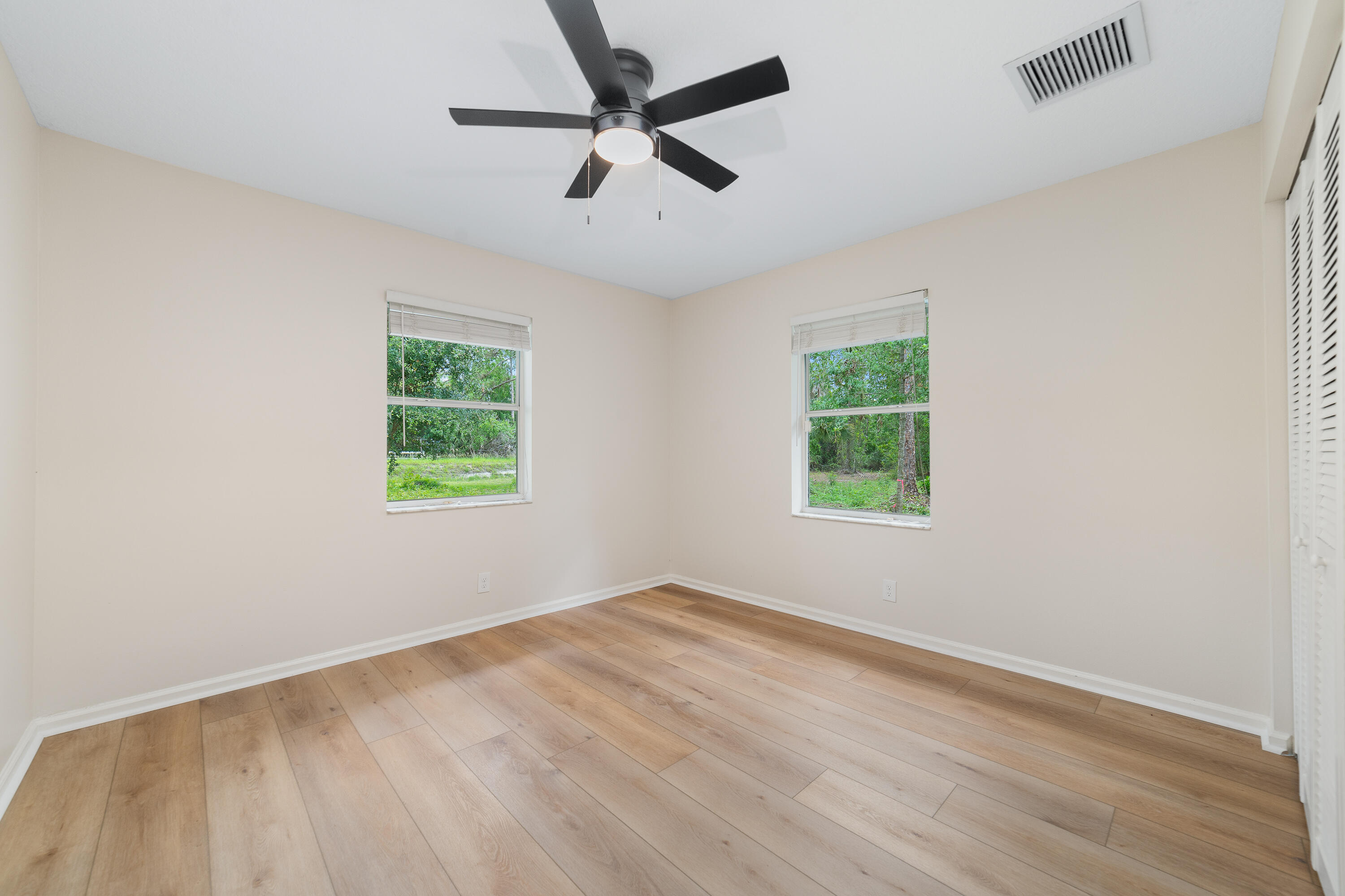 Acreage & Unrec - Residential