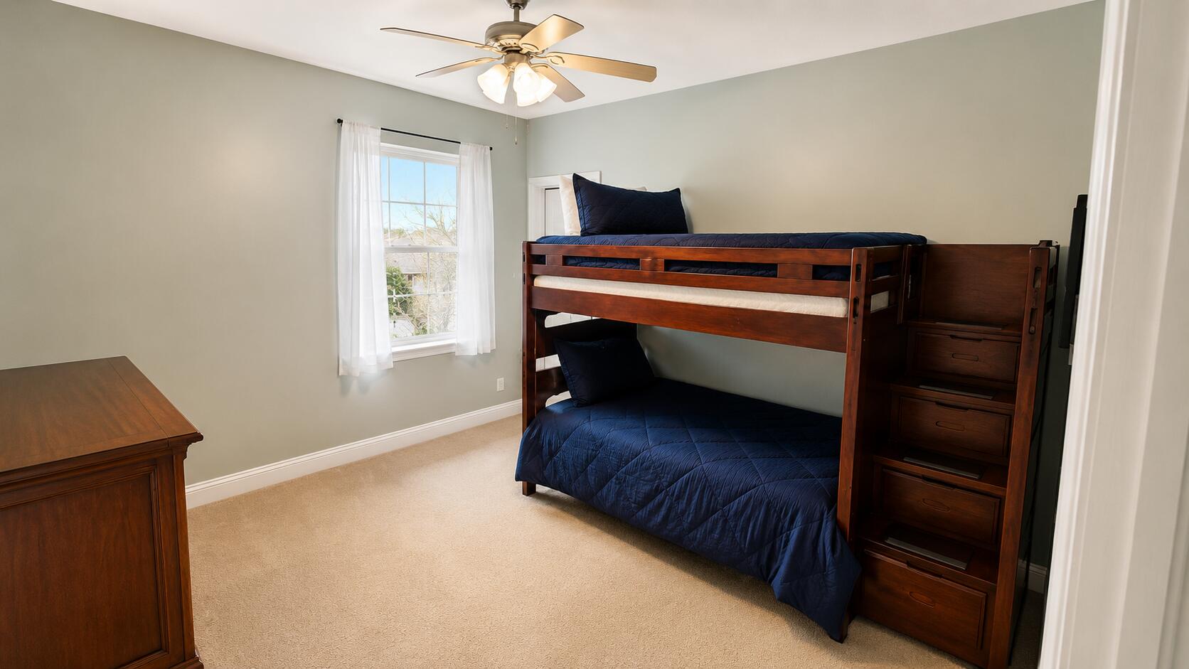 LAKE TUSCANY - Residential Lease