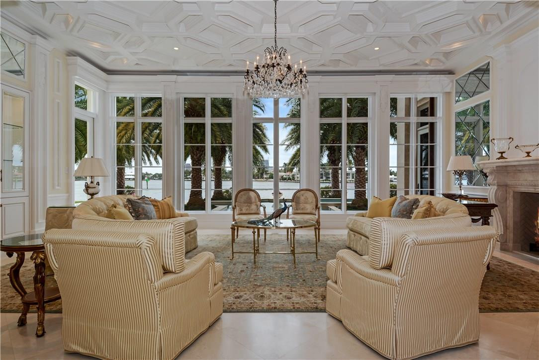 DEL LAGO ISLE - Residential