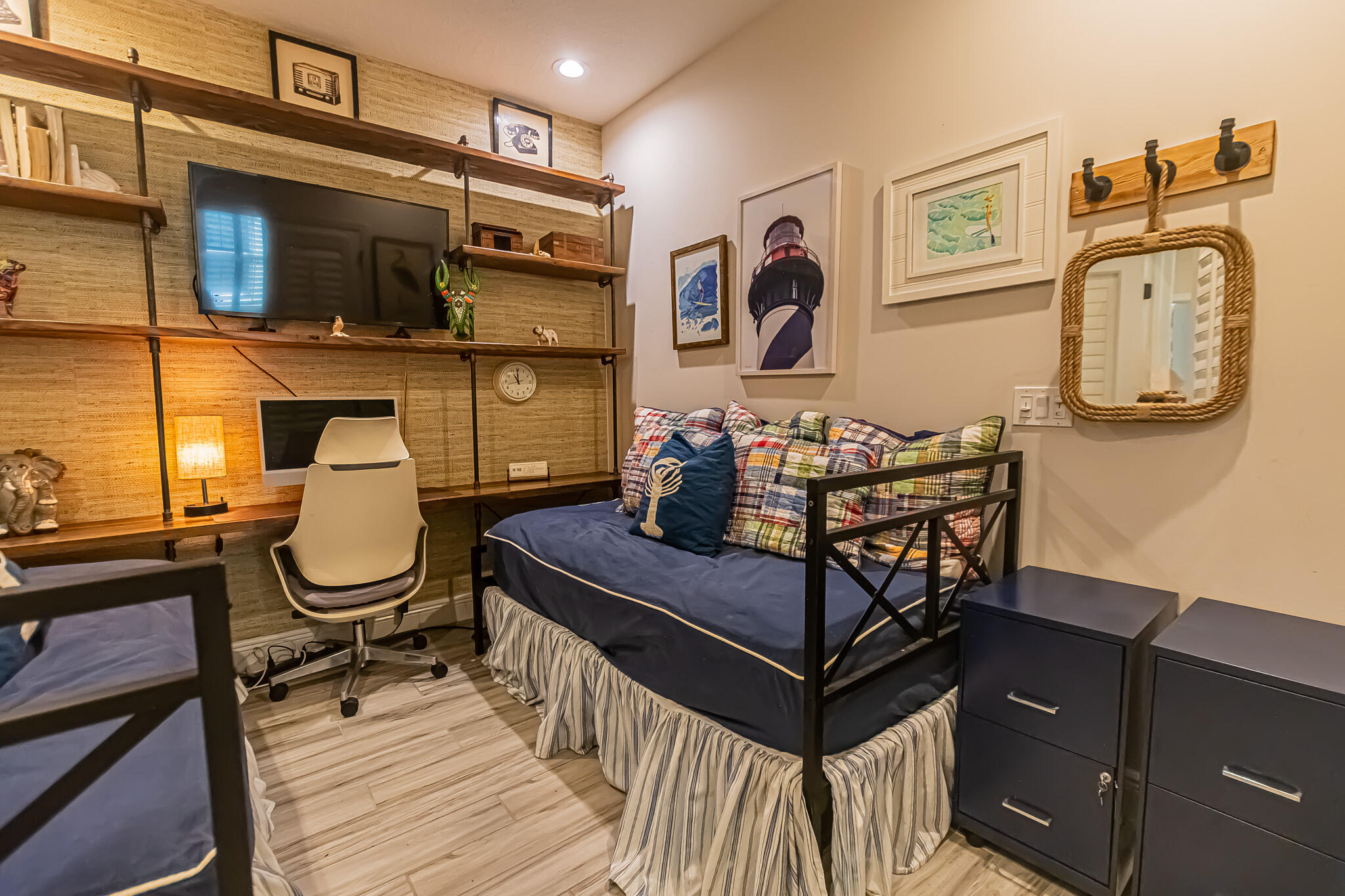 LAKE PARK AT TRADITION - Residential