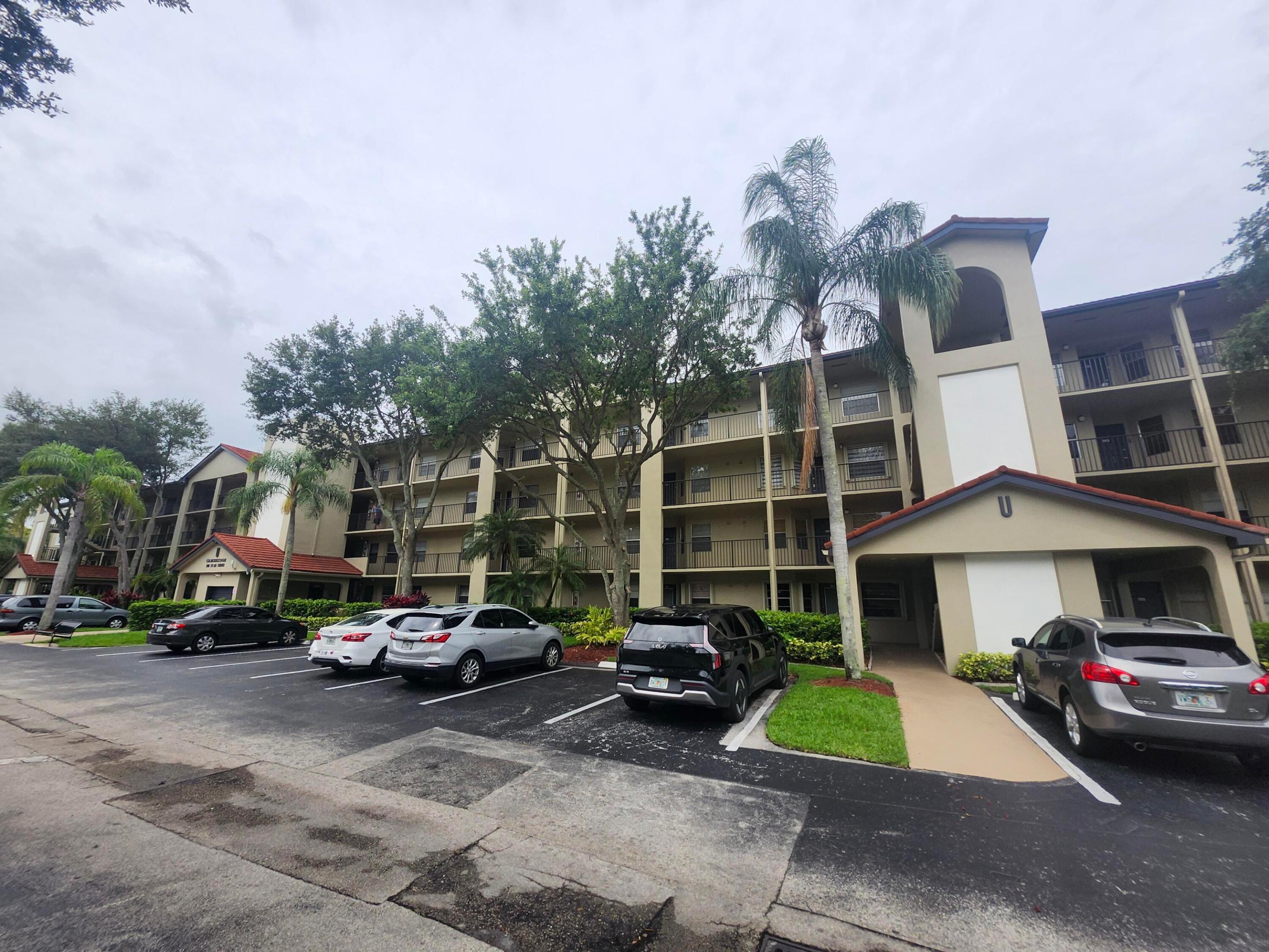 CAMBRIDGE AT CENTURY VILLAGE - Residential