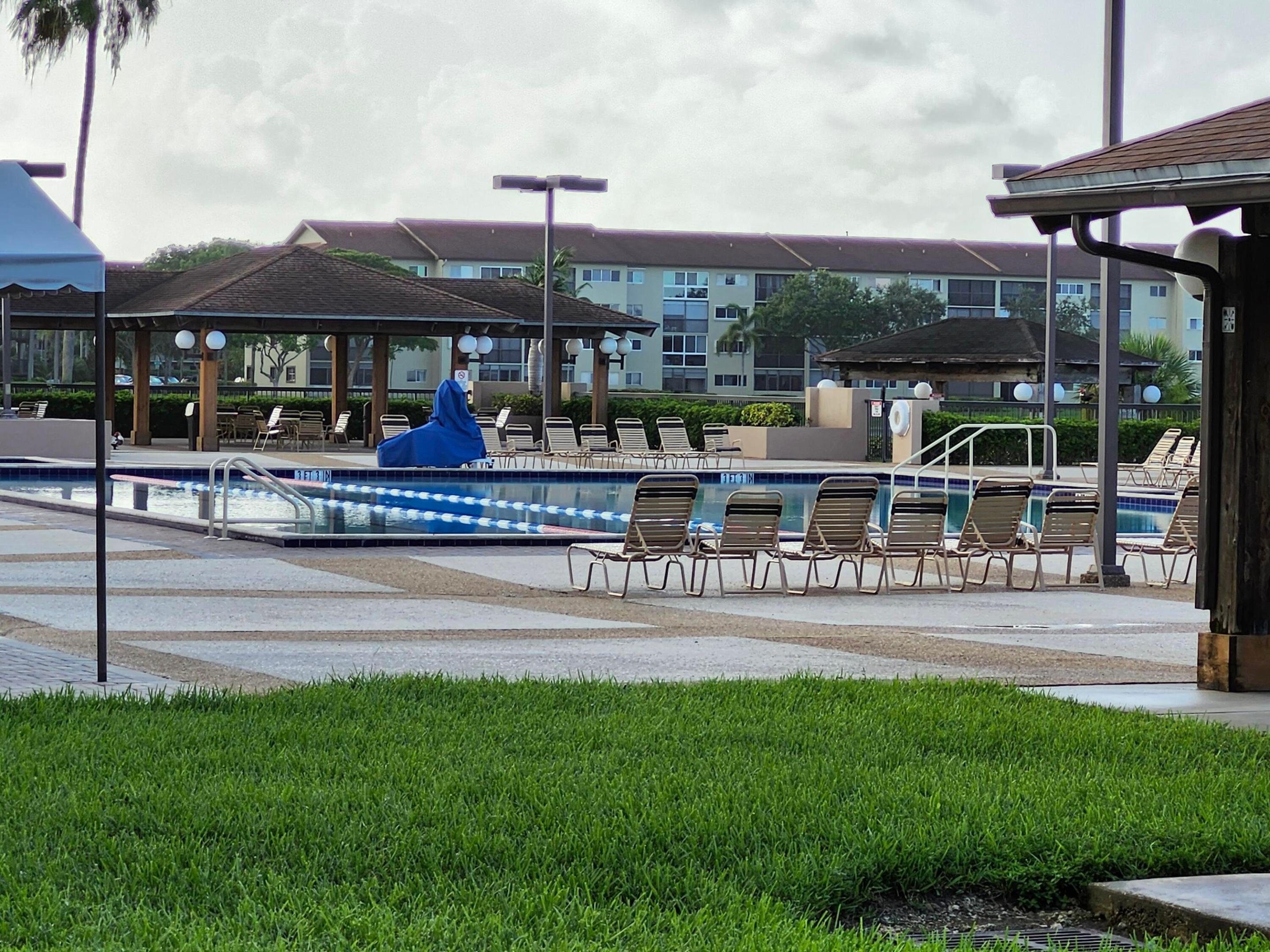 CAMBRIDGE AT CENTURY VILLAGE - Residential