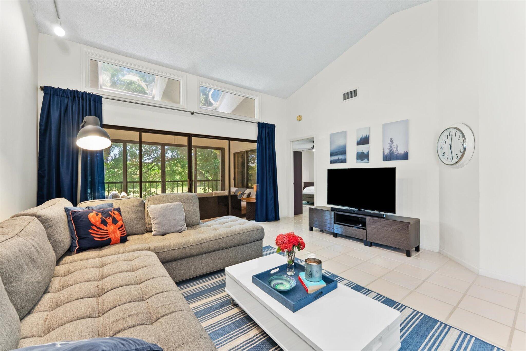 EL VIENTO AT BOCA POINTE CONDO NOS I AND II DECLS - Residential