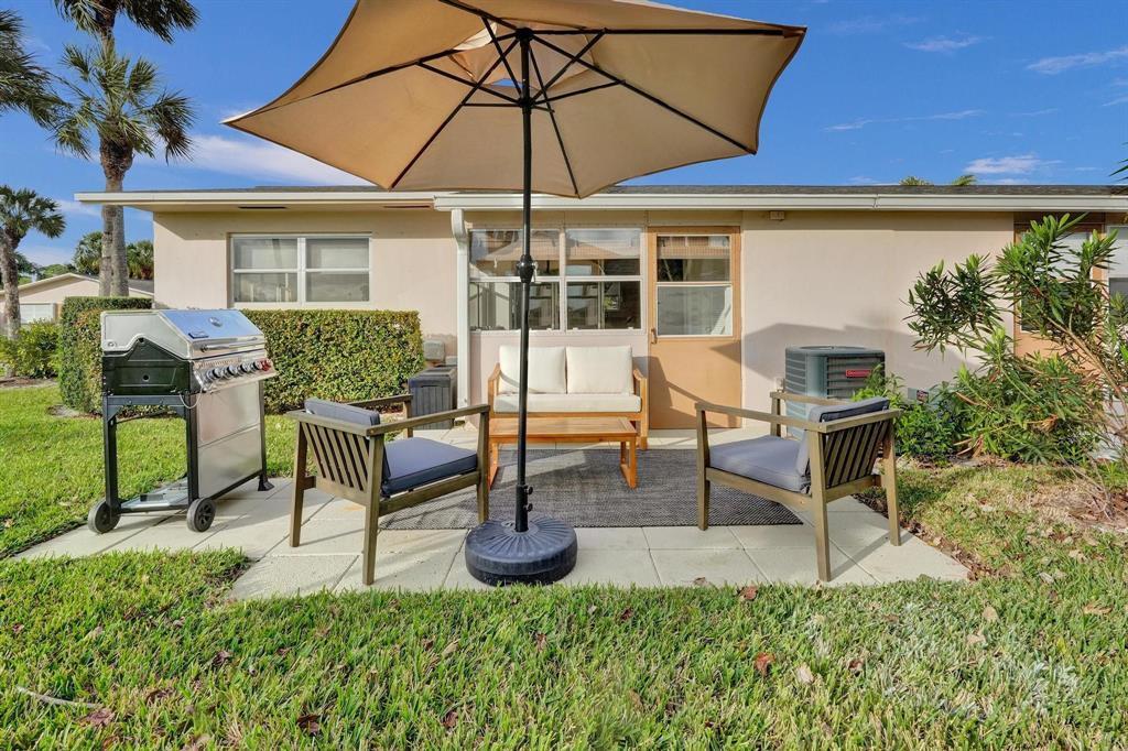 CRESTHAVEN VILLAS CONDO 25 - Residential