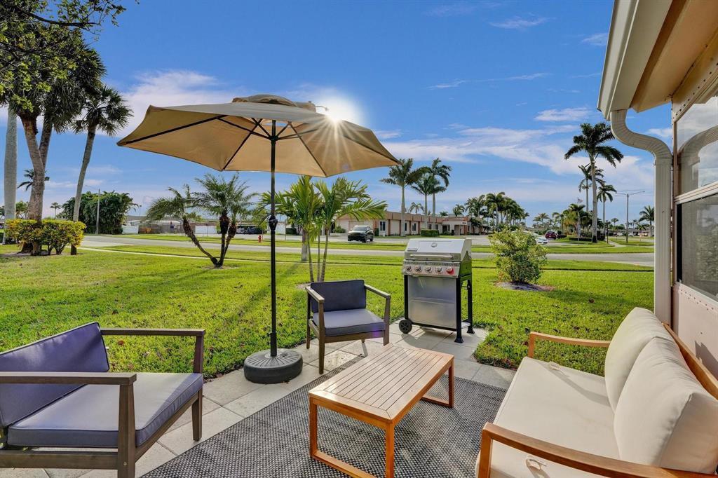 CRESTHAVEN VILLAS CONDO 25 - Residential