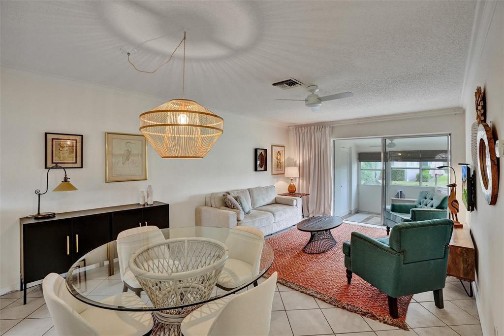 CRESTHAVEN VILLAS CONDO 25 - Residential