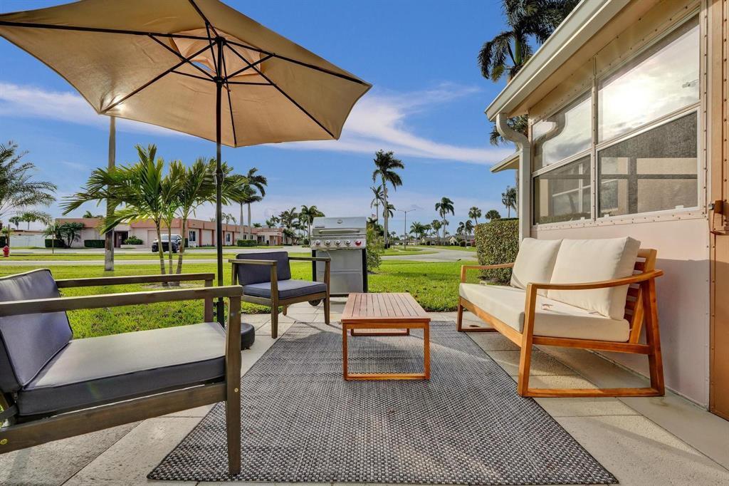 CRESTHAVEN VILLAS CONDO 25 - Residential
