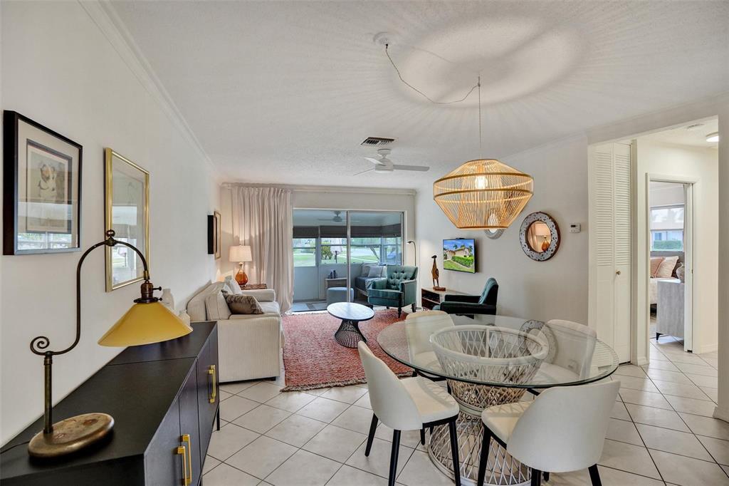 CRESTHAVEN VILLAS CONDO 25 - Residential