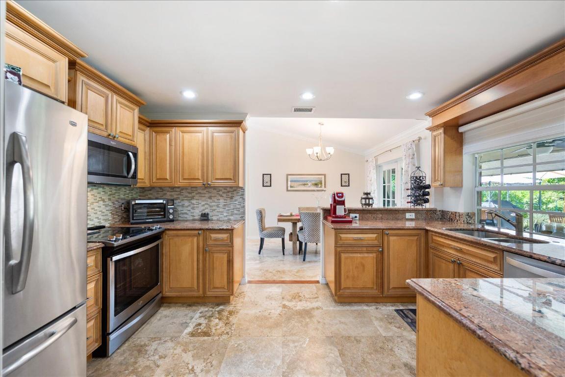 SUGAR POND MANOR OF WELLINGTON - Residential Lease