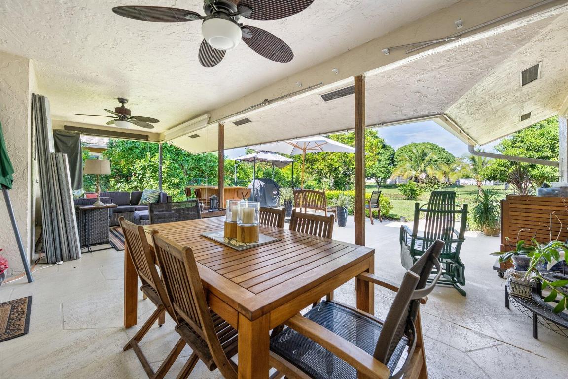 SUGAR POND MANOR OF WELLINGTON - Residential Lease