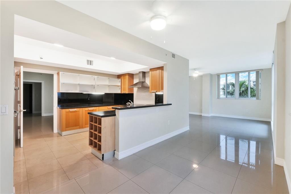 LANDINGS AT LAS OLAS - Residential