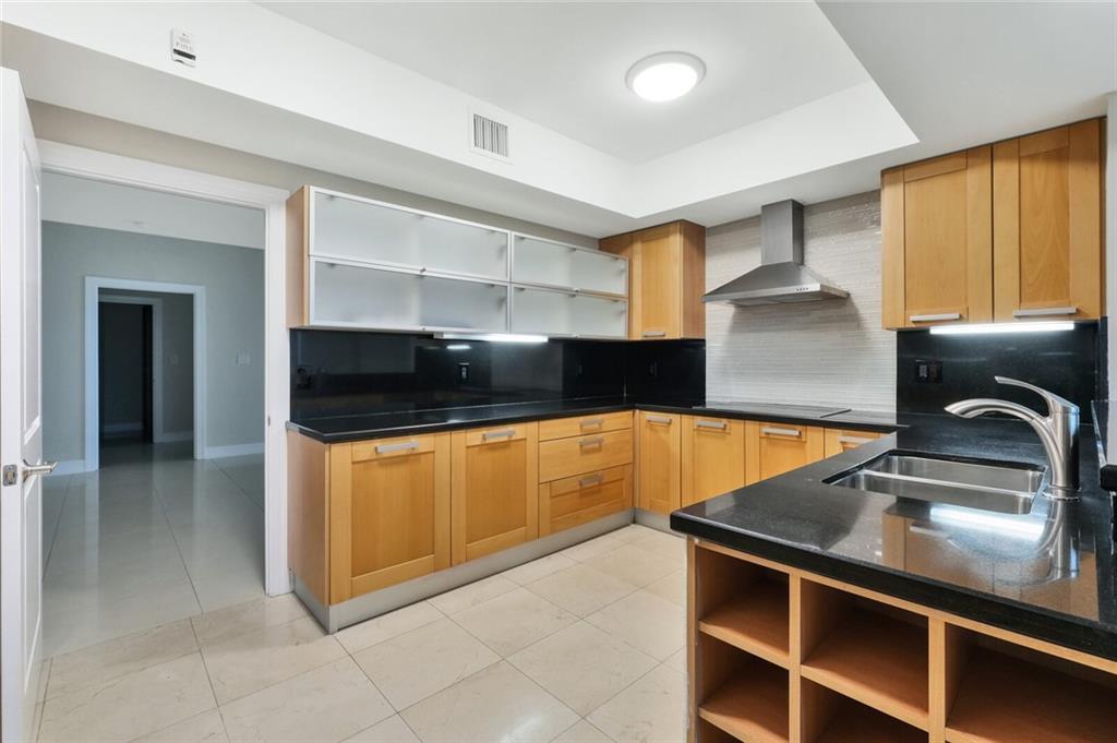 LANDINGS AT LAS OLAS - Residential
