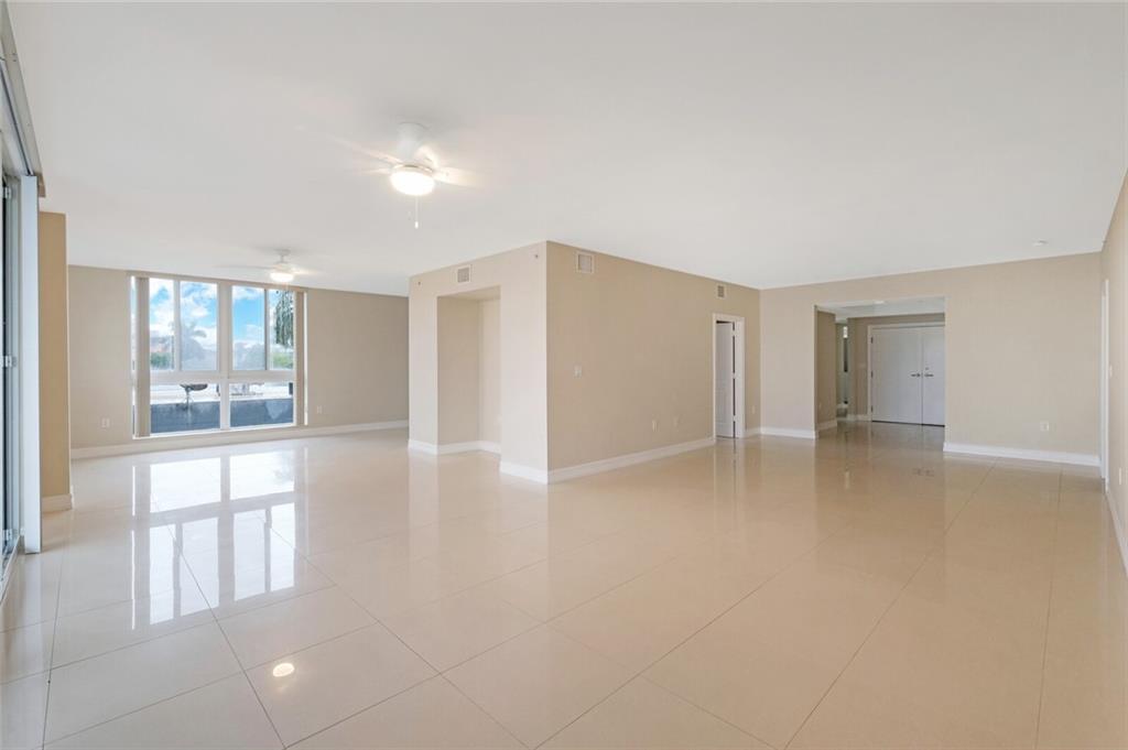 LANDINGS AT LAS OLAS - Residential