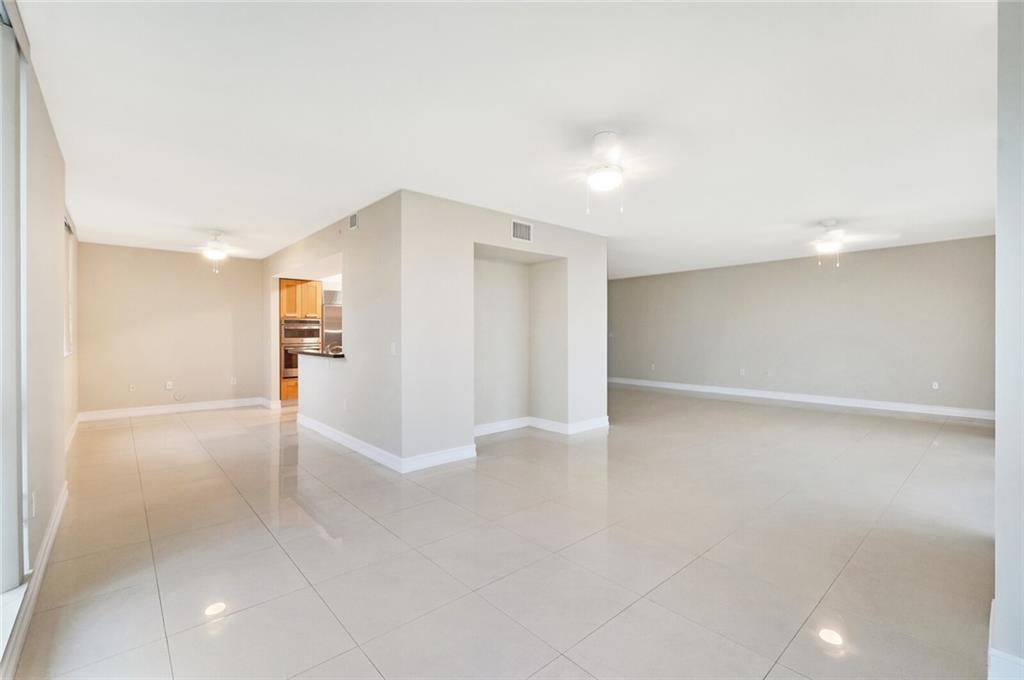 LANDINGS AT LAS OLAS - Residential