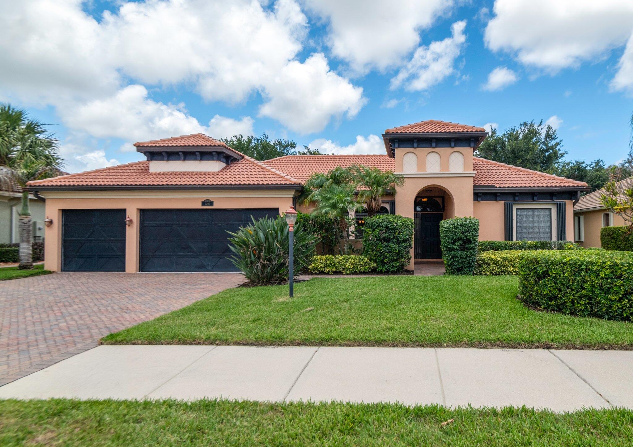 THE FALLS OF JENSEN BEACH - Residential