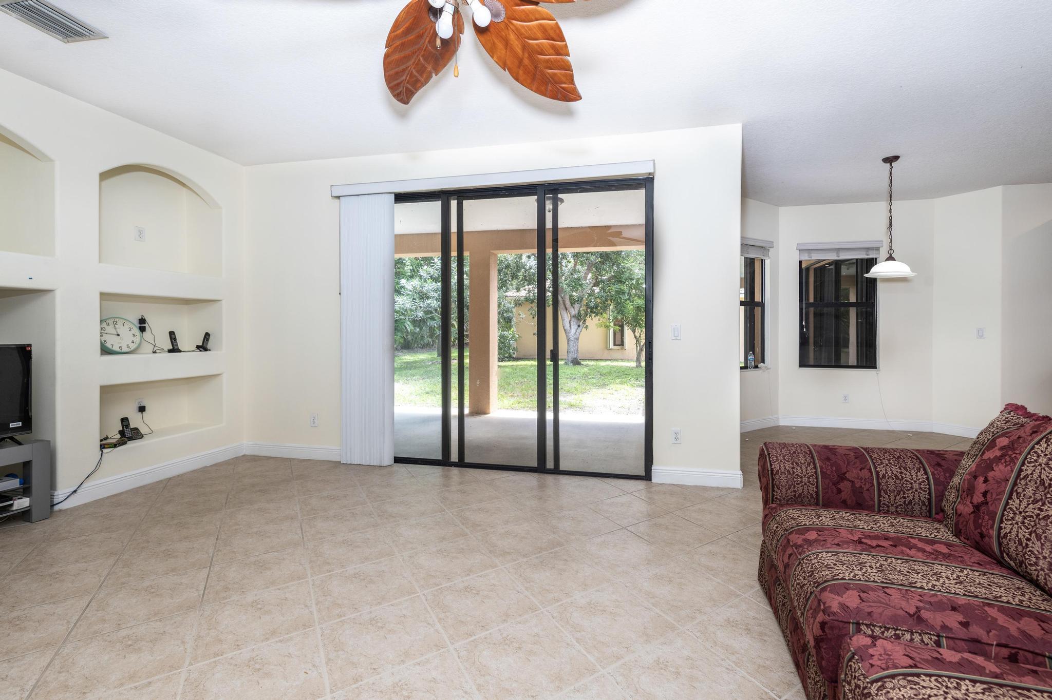 THE FALLS OF JENSEN BEACH - Residential