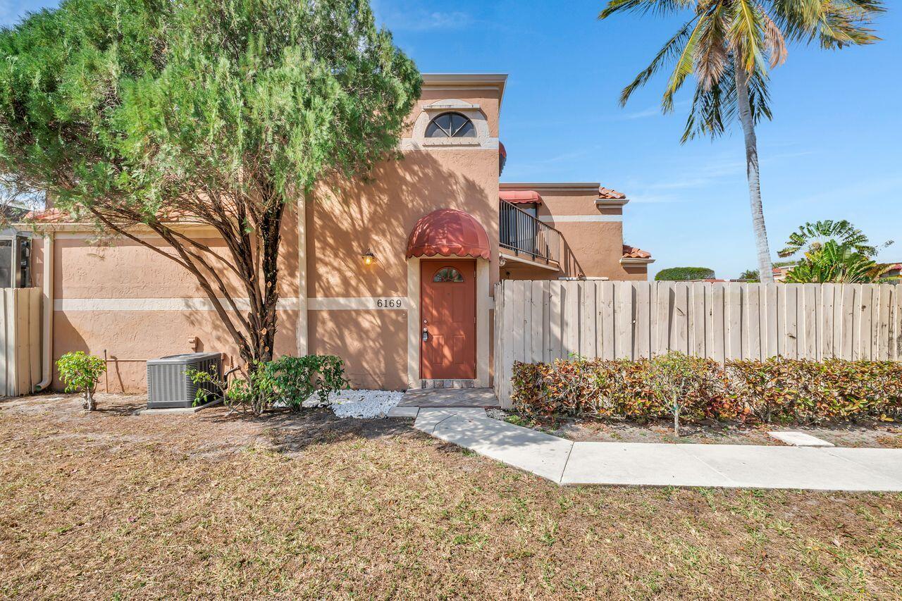 Spacious 3 bedroom & 3 FULL bath townhome located in the El Lago section of the all age community, Seven Springs.  Conveniently situated across from the community pool, this townhome has a remodeled kitchen w/ white Shaker cabinetry & granite countertops, full size newer  washer/dryer, new electrical box and 2024 A/C.  Other great features include a downstairs bedroom & full bath, tile & laminate flooring throughout (no carpet) & textured ceilings (no popcorn).  The outdoor patio provides a great space to relax or barbecue.  A built in shed on the patio and space under the stairwell provide extra storage.  Burrowing Owl playground & park are within walking distance.   SELLER HAS PAID THE ROOF ASSESSMENT IN FULL.