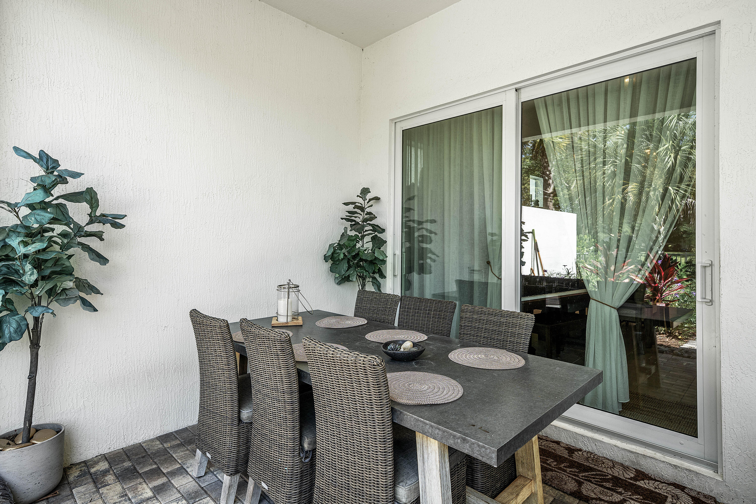 ENCLAVE AT SHERWOOD - Residential