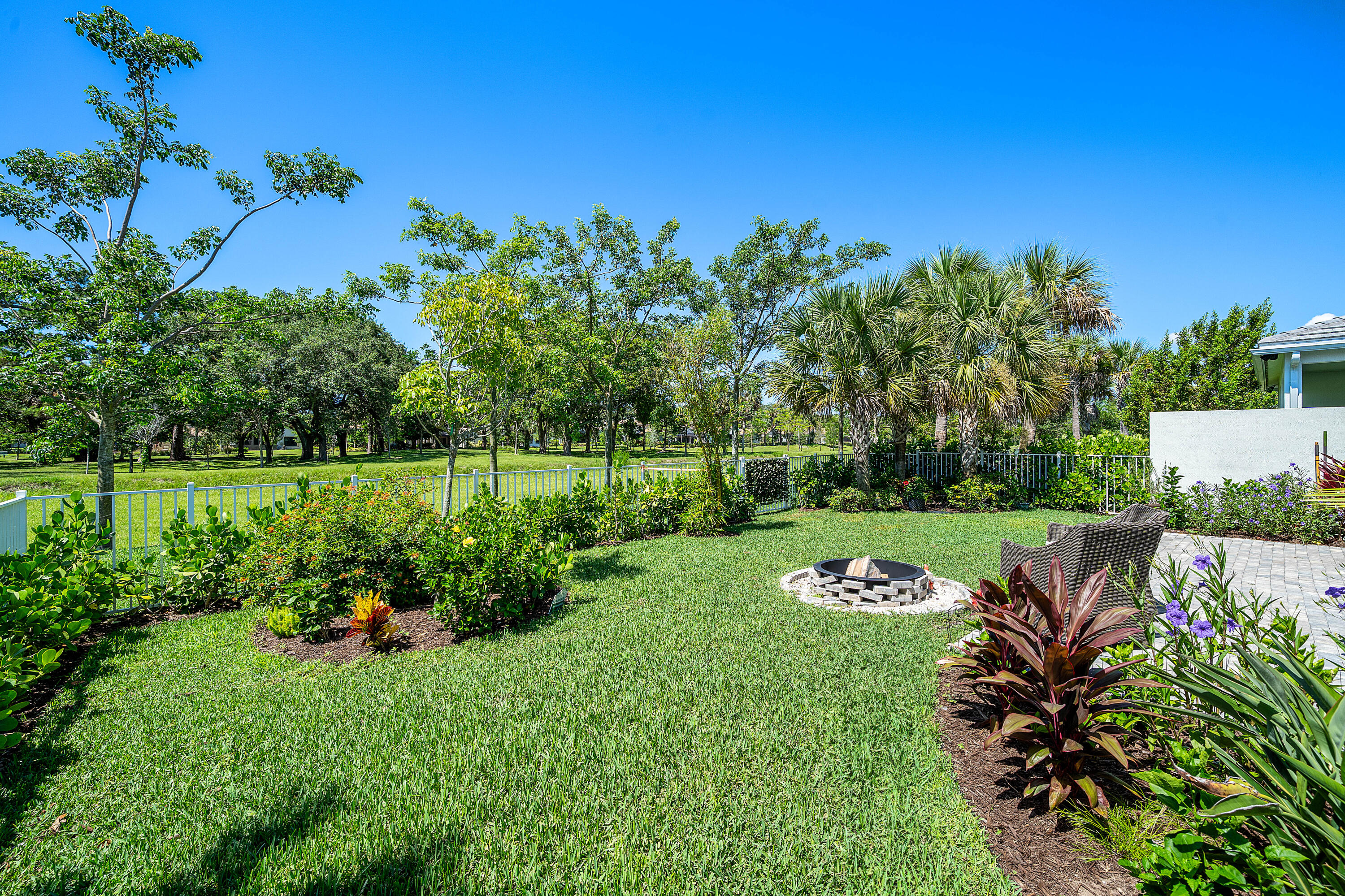 ENCLAVE AT SHERWOOD - Residential