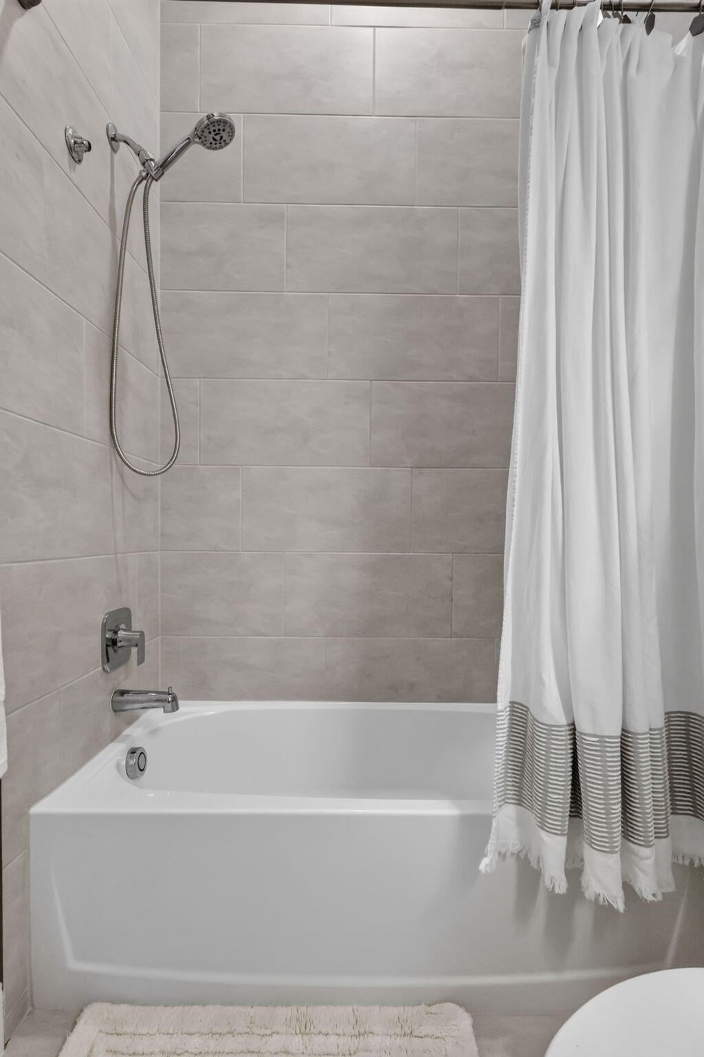 ENCLAVE AT SHERWOOD - Residential