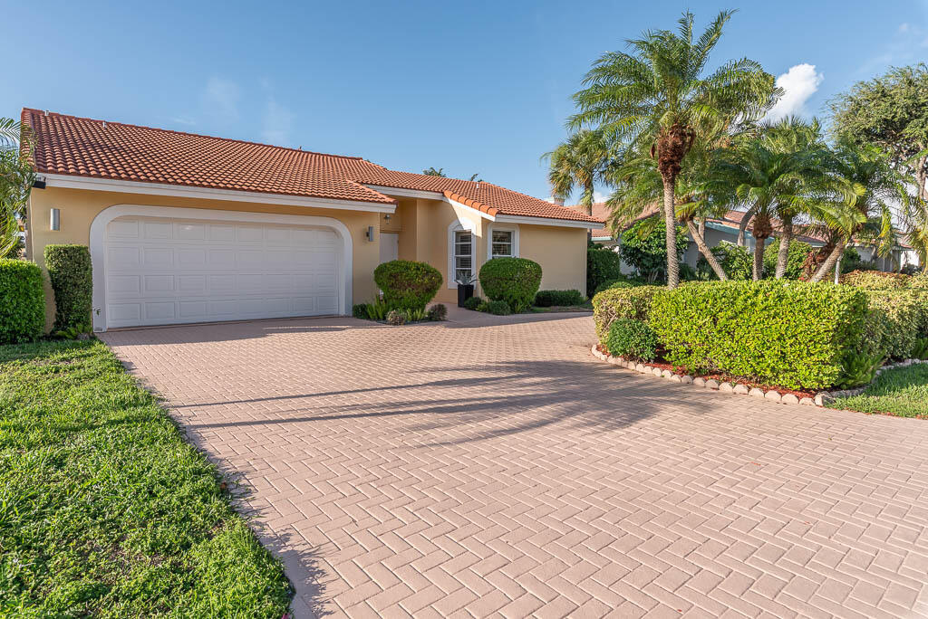 BOCA LAKE ESTATES - Residential