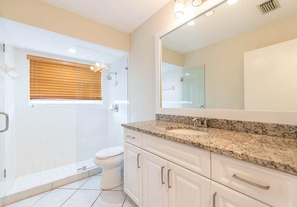 BOCA LAKE ESTATES - Residential