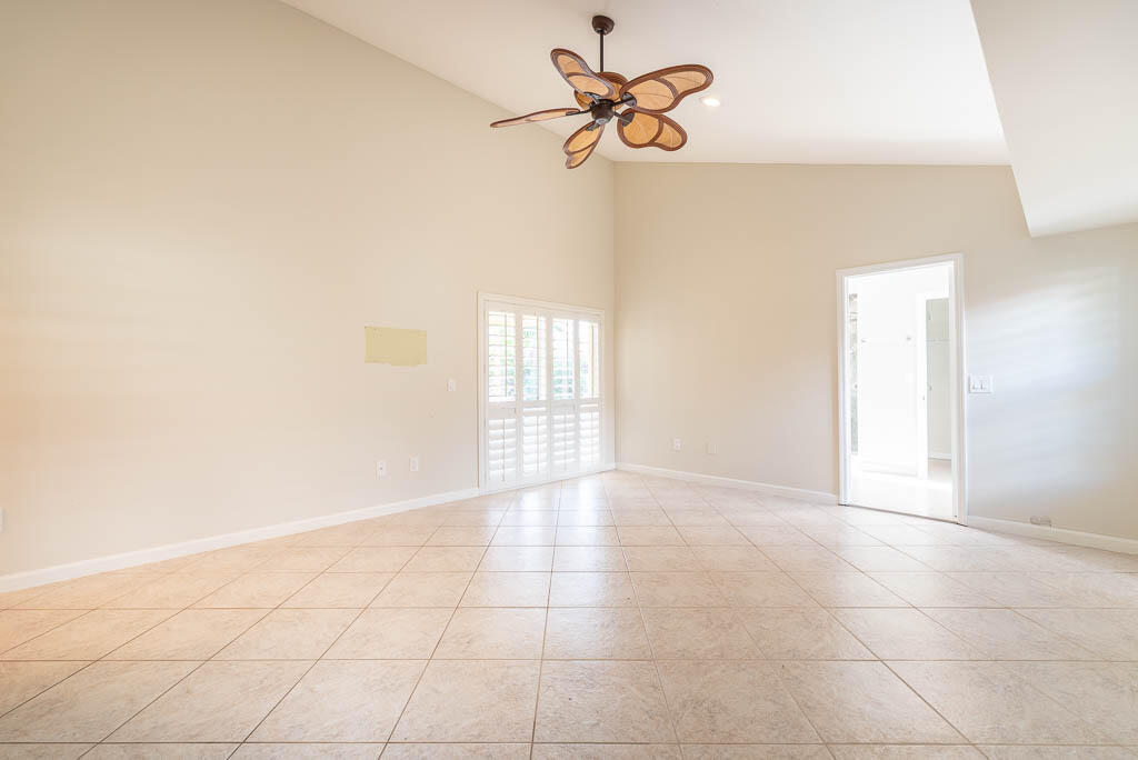 BOCA LAKE ESTATES - Residential