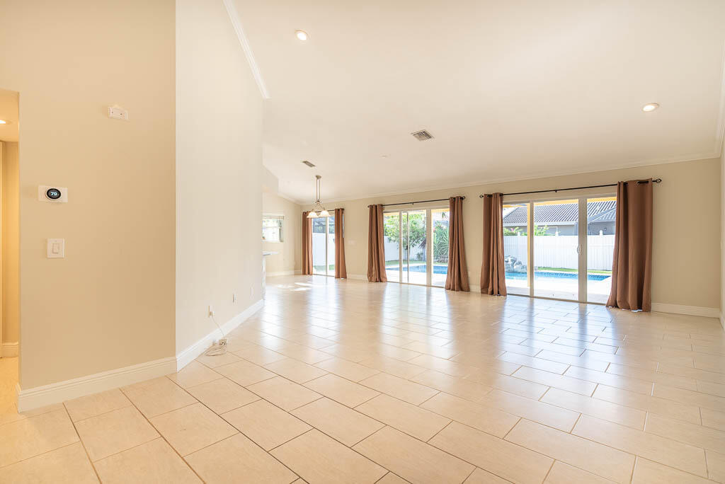 BOCA LAKE ESTATES - Residential