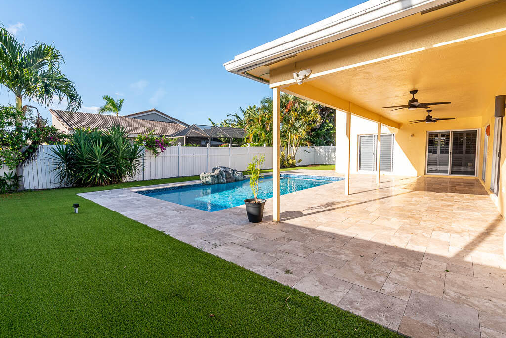 BOCA LAKE ESTATES - Residential