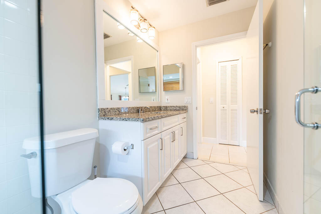 BOCA LAKE ESTATES - Residential