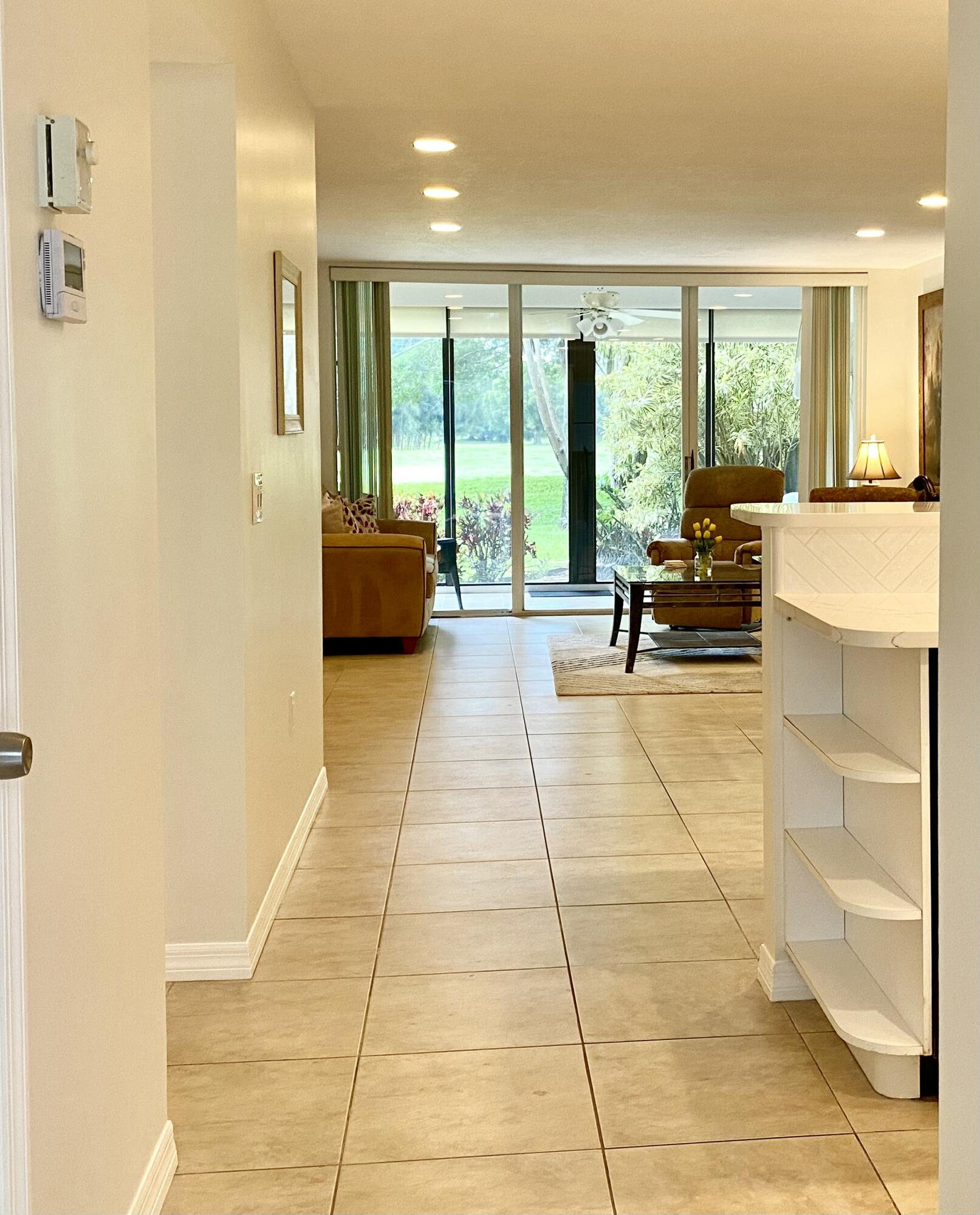 FOUNTAINS OF PALM BEACH COND NO 4 - Residential Lease