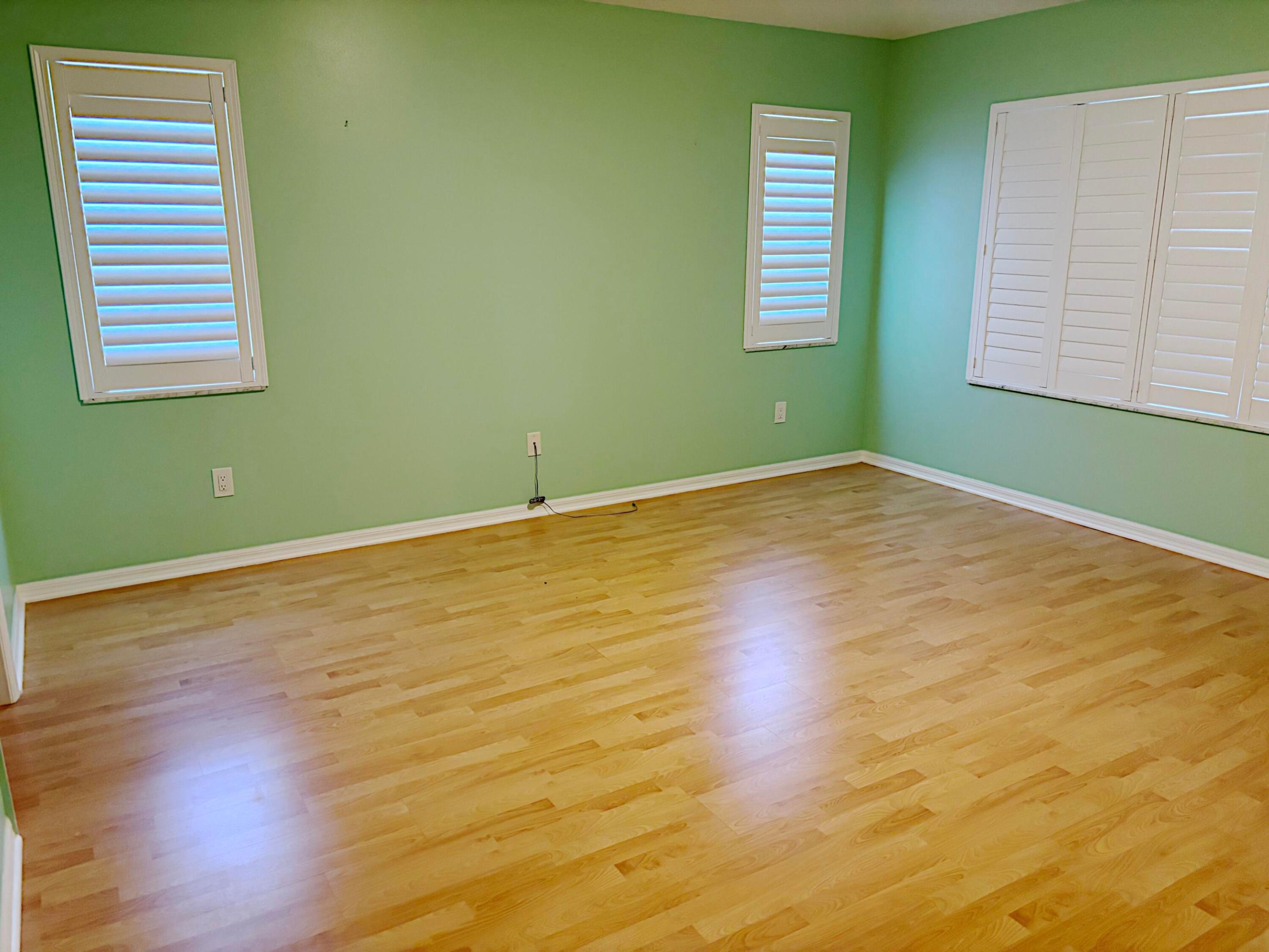 SPANISH LAKES FAIRWAYS NE PHASE - Residential