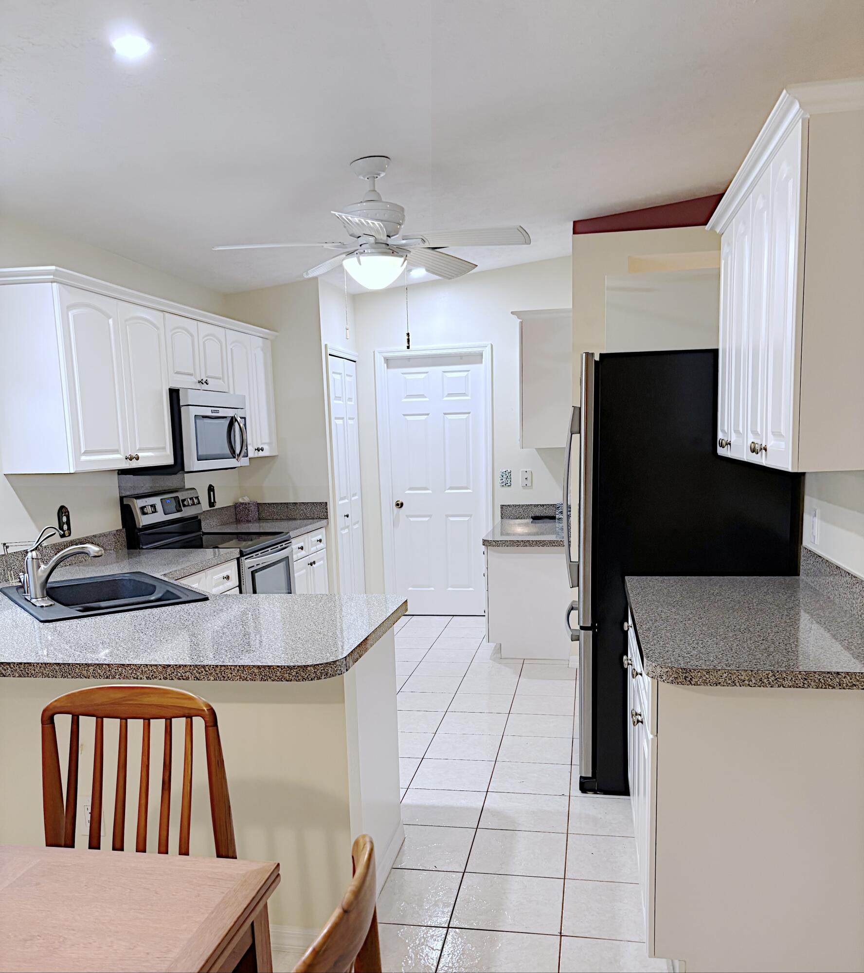 SPANISH LAKES FAIRWAYS NE PHASE - Residential