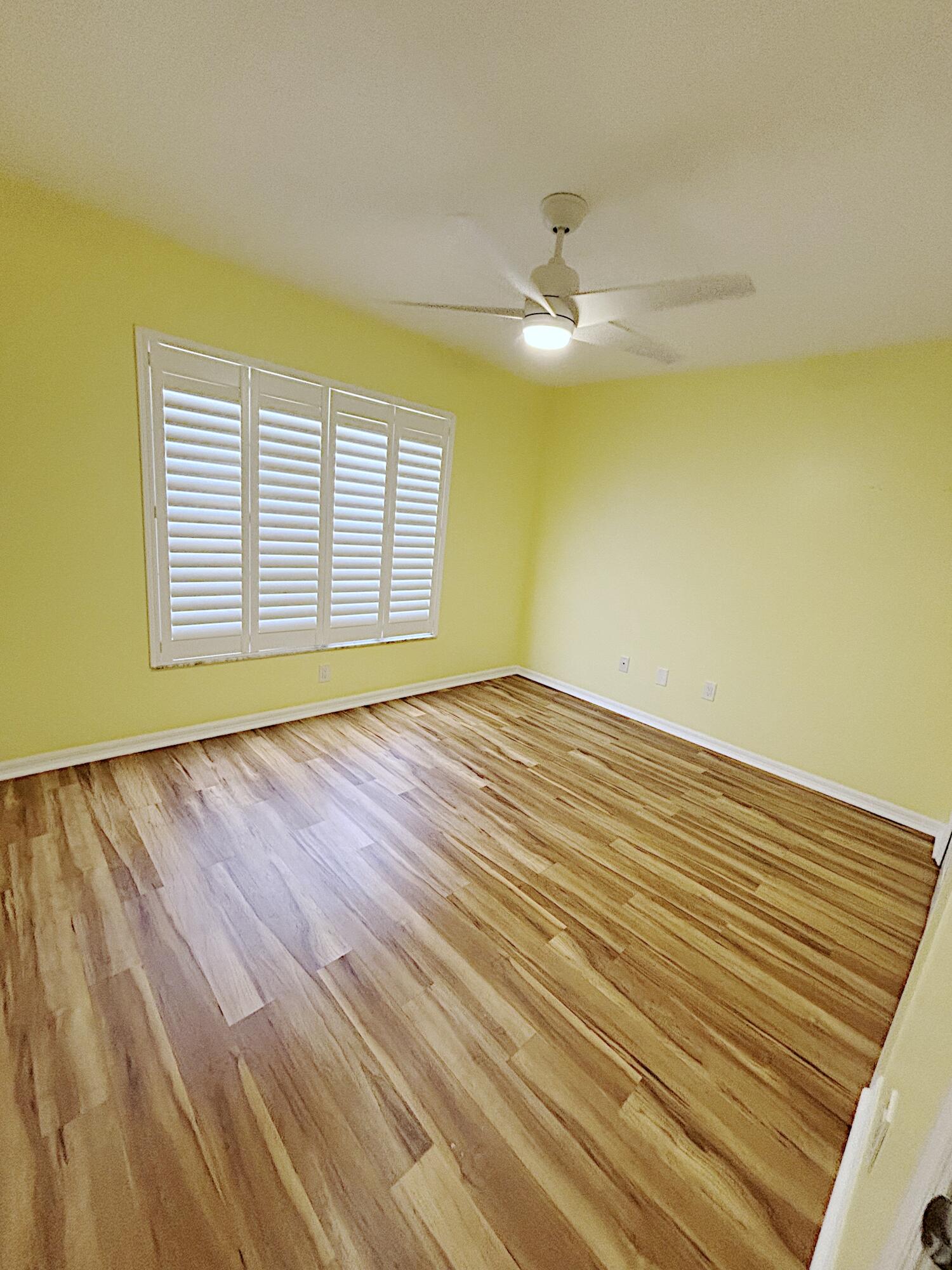 SPANISH LAKES FAIRWAYS NE PHASE - Residential