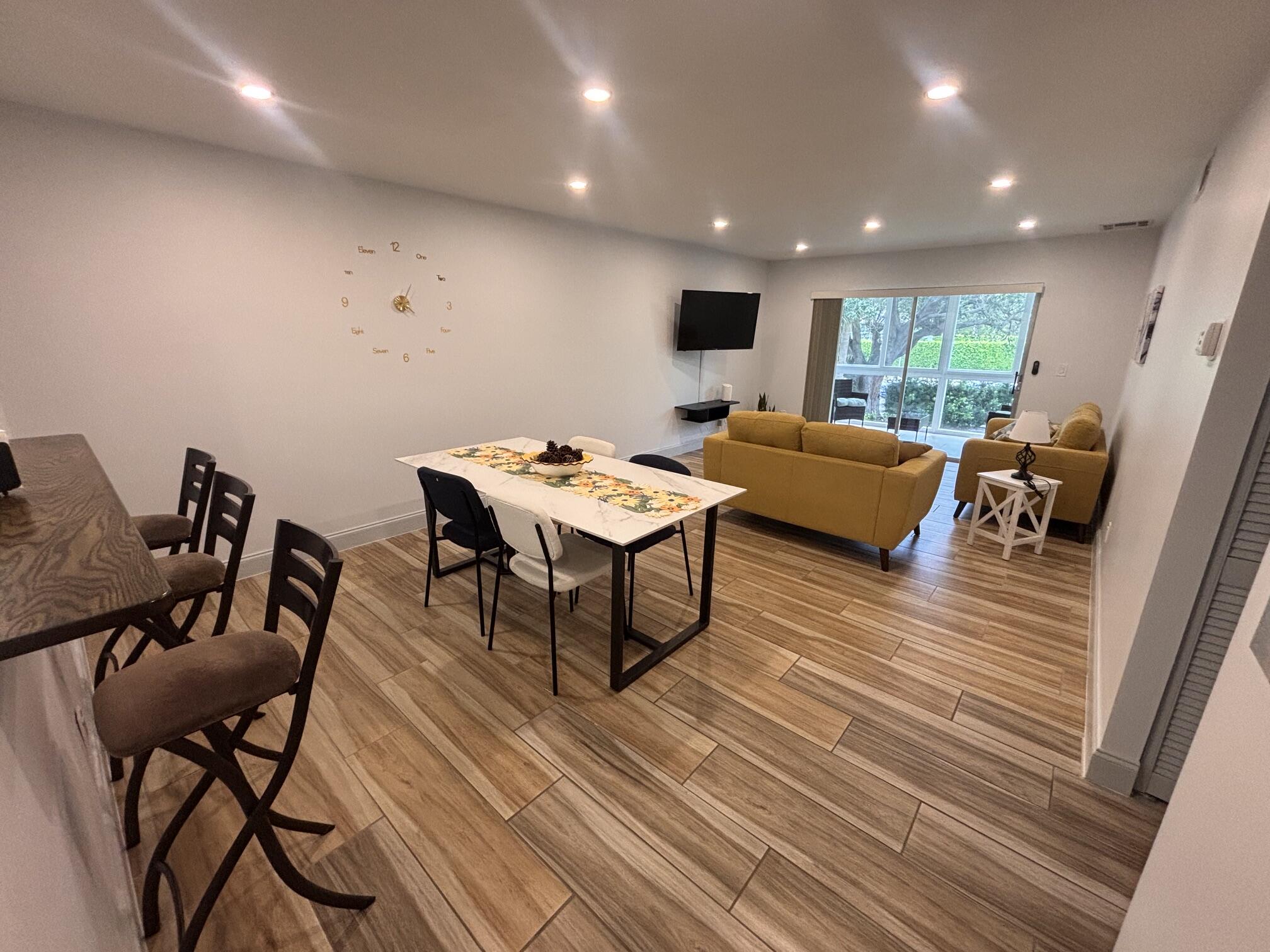 KINGSWOOD CONDO - Residential Lease