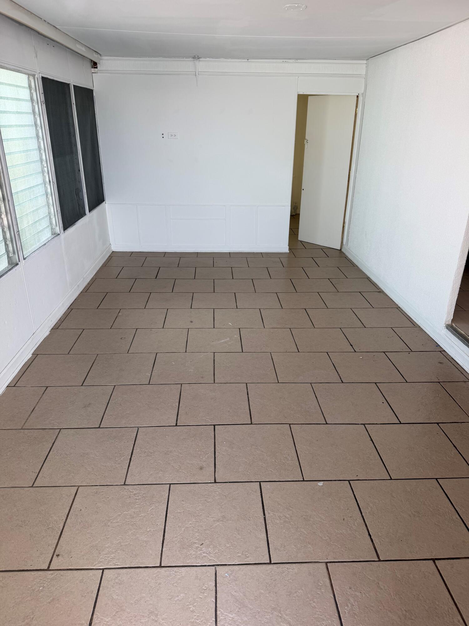 HALLANDALE TRAILER ESTATES INC - Residential Lease