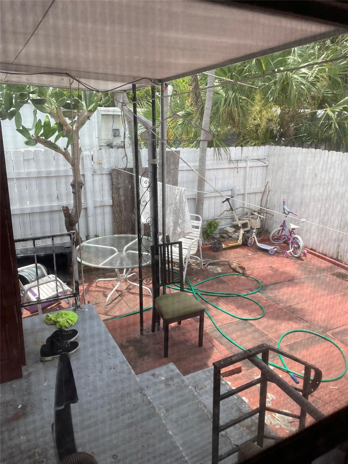 HALLANDALE TRAILER ESTATES INC - Residential Lease