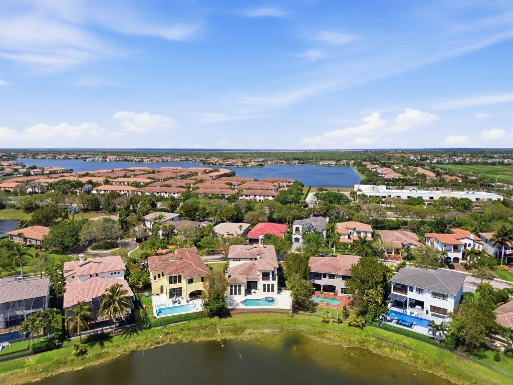 PARKLAND GOLF AND COUNTRY CLUB - Residential