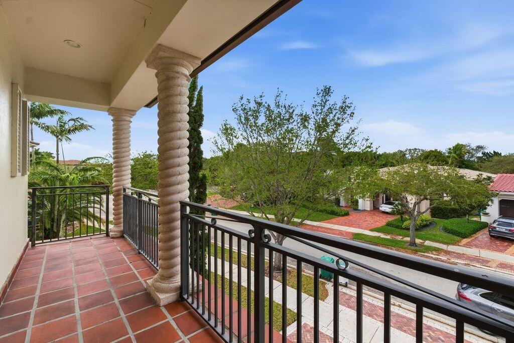 PARKLAND GOLF AND COUNTRY CLUB - Residential