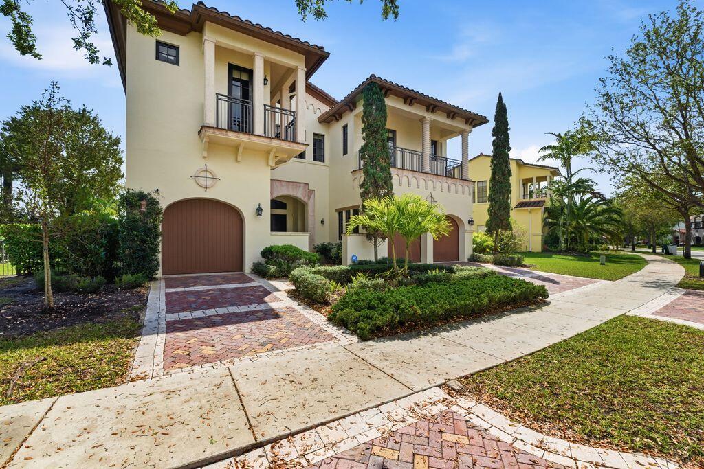 PARKLAND GOLF AND COUNTRY CLUB - Residential