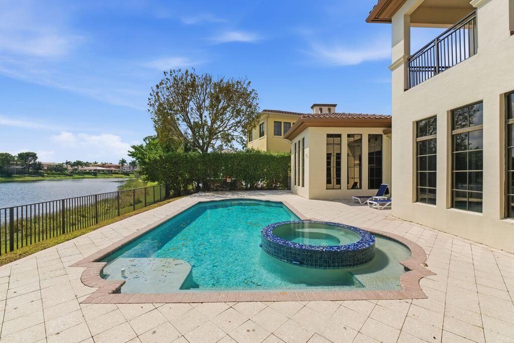PARKLAND GOLF AND COUNTRY CLUB - Residential