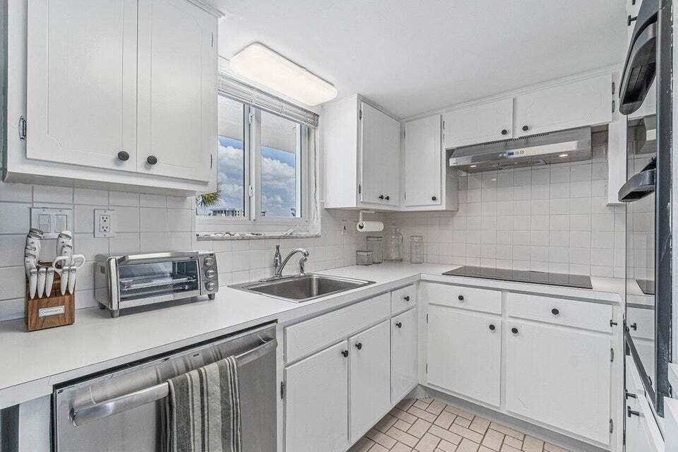 PRESIDENT OF PALM BEACH CONDO - Residential