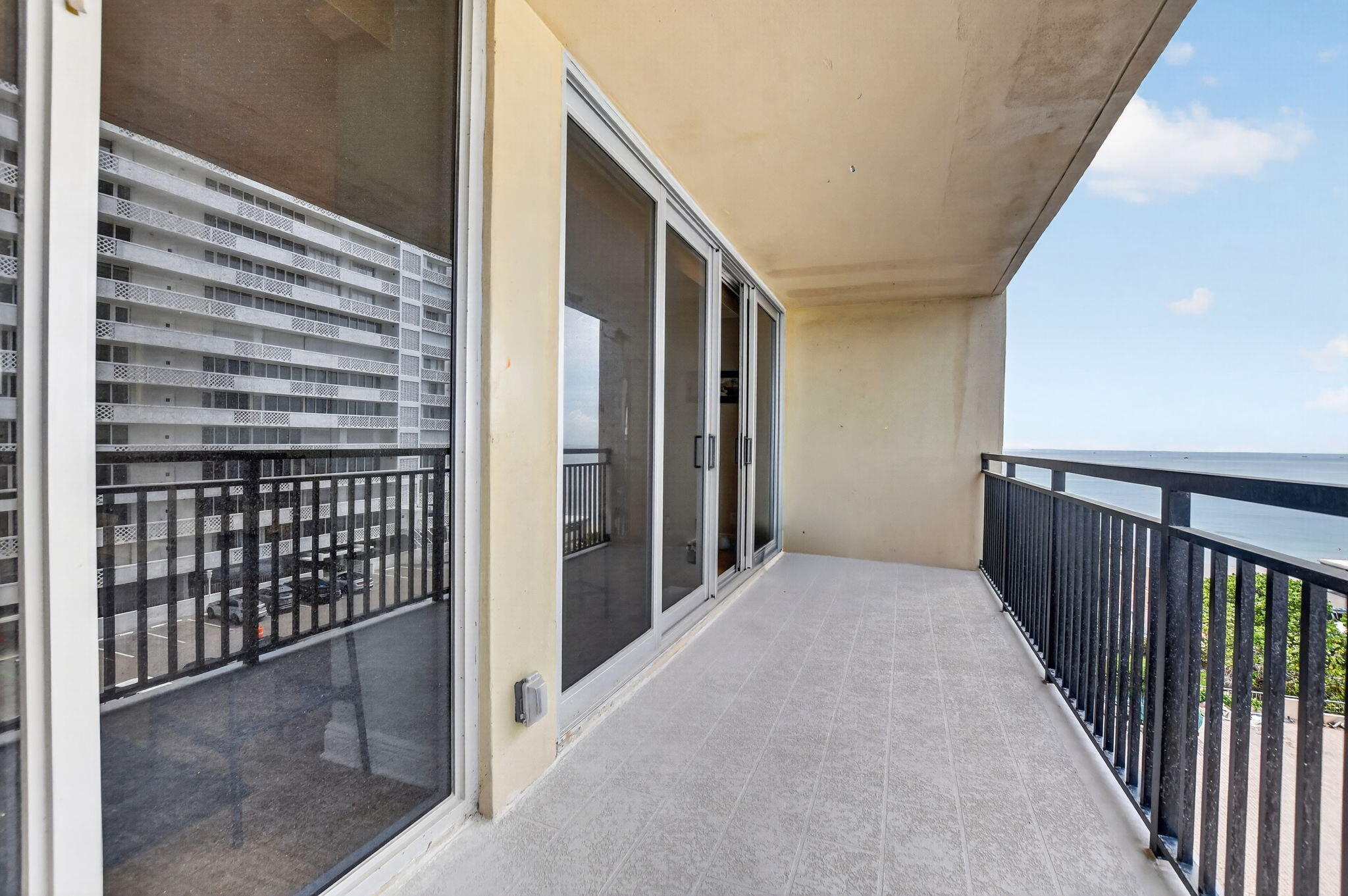 CLOISTER DEL MAR CONDO - Residential Lease
