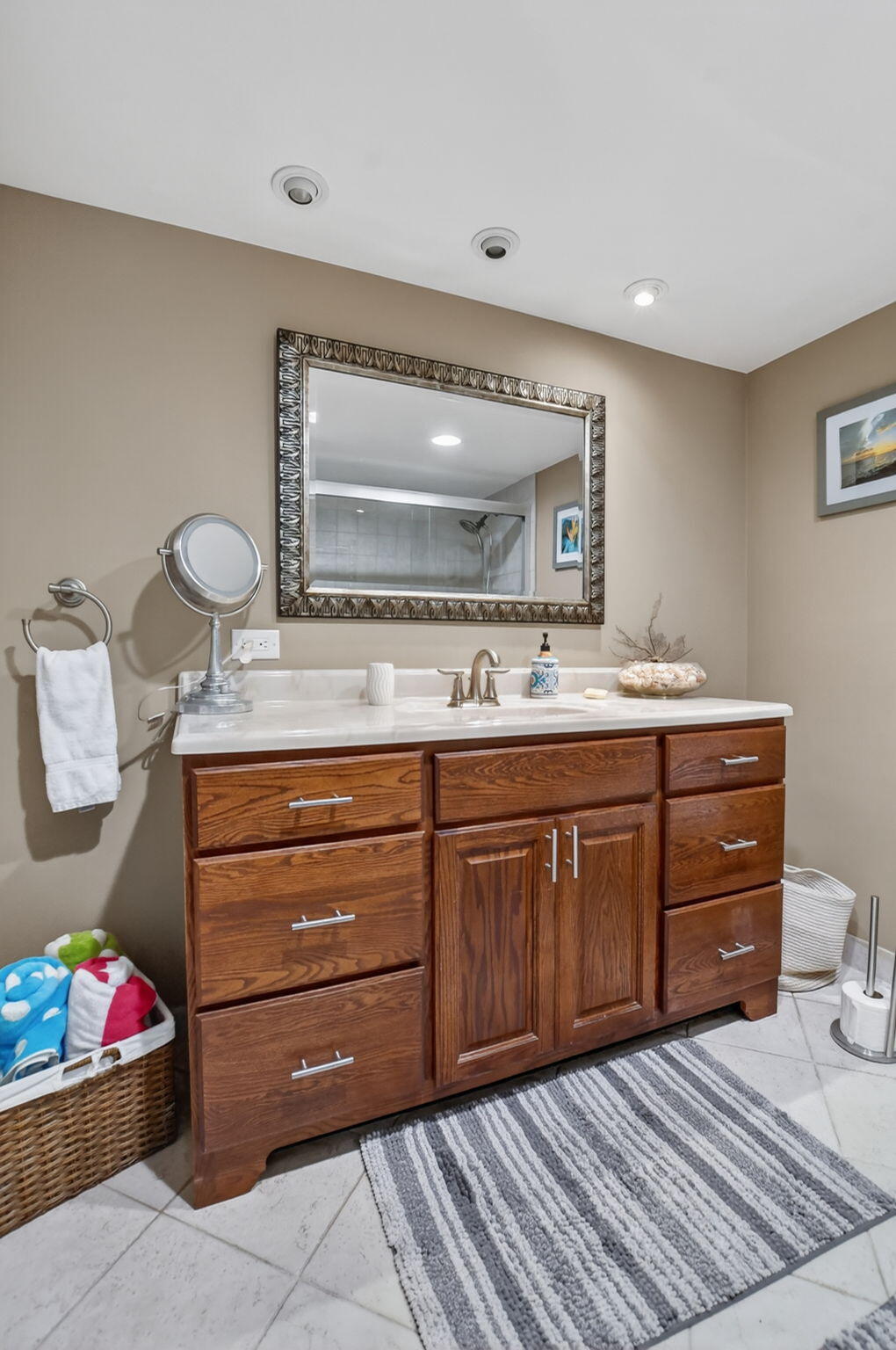 CLOISTER DEL MAR CONDO - Residential Lease