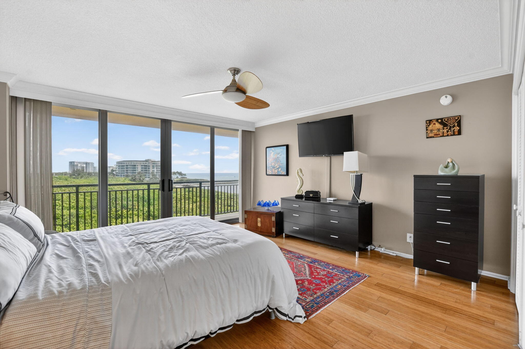 CLOISTER DEL MAR CONDO - Residential Lease