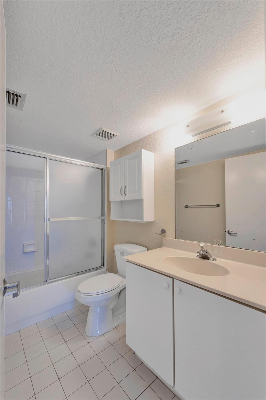 Kings Park Garden Apts Co - Residential Lease