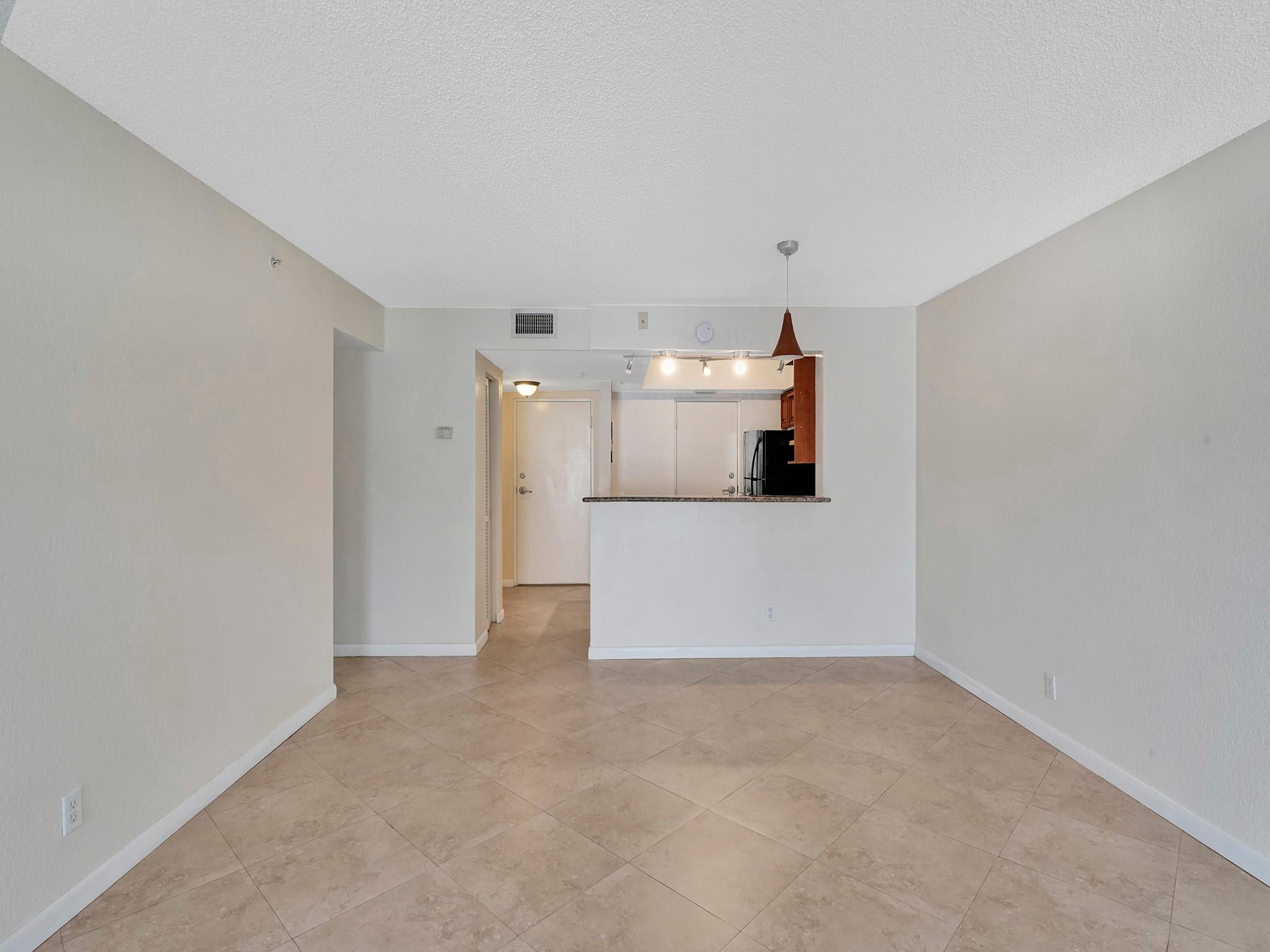 Kings Park Garden Apts Co - Residential Lease