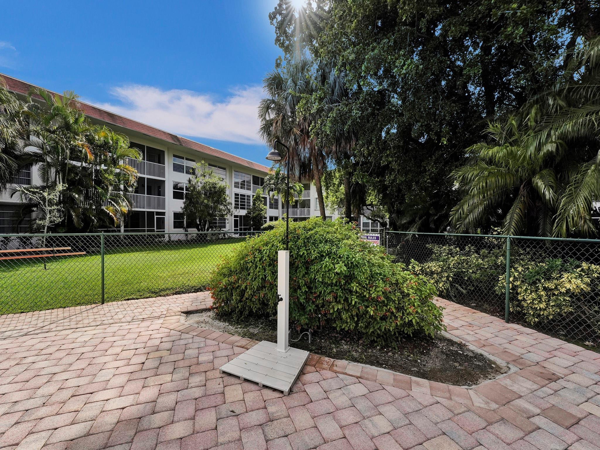 Kings Park Garden Apts Co - Residential Lease